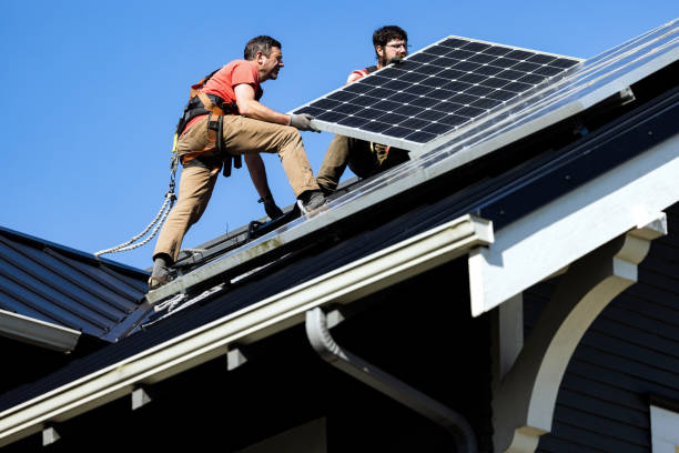 Best Flat Roofing  in Lawton, IA